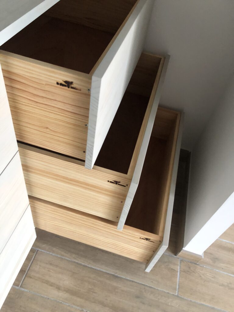 Dressing chambre parentale sur mesure en bois massif mimizan arcachon bayonne pau toulouse tarbes